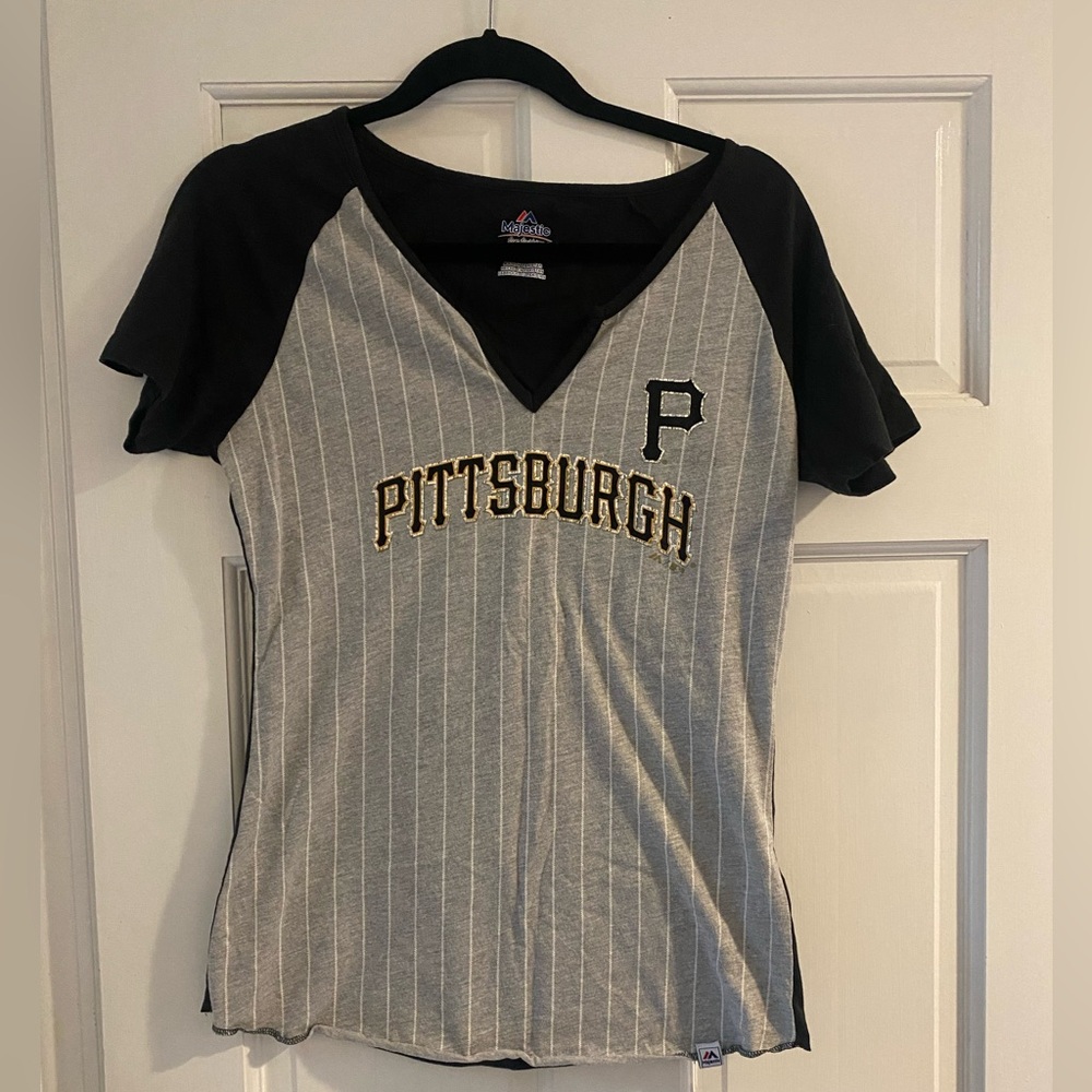 Pittsburgh Pirates V Neck T Shirt MLB Baseball